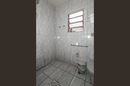 Casa à venda com 110m², 3 quartos e 2 vagasBanheiro