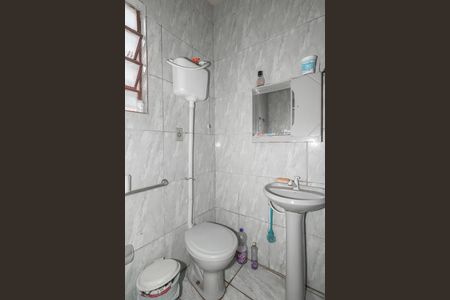 Casa à venda com 110m², 3 quartos e 2 vagasBanheiro