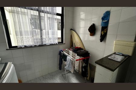 Apartamento à venda com 86m², 2 quartos e 1 vagaÁrea de Serviço