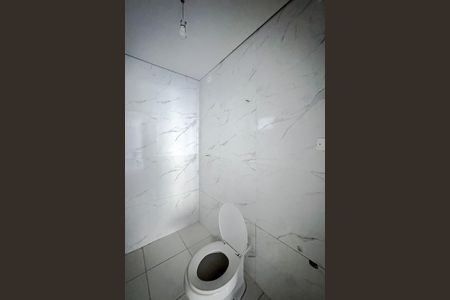 Banheiro de apartamento para alugar com 1 quarto, 34m² em Alto da Mooca, São Paulo