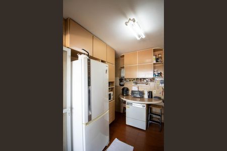 Apartamento à venda com 90m², 3 quartos e 2 vagasCozinha 