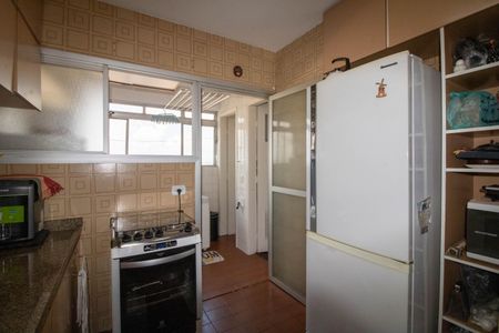 Apartamento à venda com 90m², 3 quartos e 2 vagasCozinha 