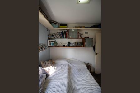 Apartamento à venda com 90m², 3 quartos e 2 vagasSemi - suíte 2