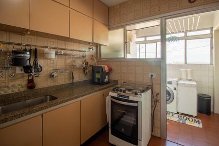 Apartamento à venda com 90m², 3 quartos e 2 vagasCozinha 
