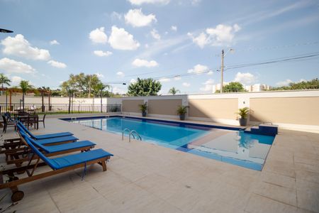 Apartamento à venda com 43m², 2 quartos e 1 vagaÁrea comum - Piscina