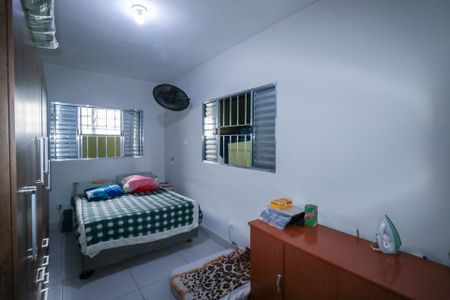 Casa à venda com 220m², 2 quartos e 1 vagaSuíte