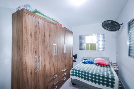 Casa à venda com 220m², 2 quartos e 1 vagaSuíte