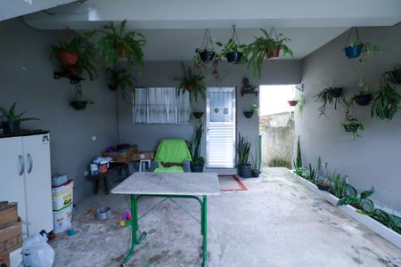 Casa à venda com 220m², 2 quartos e 1 vagaGaragem