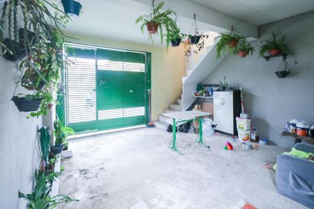 Casa à venda com 220m², 2 quartos e 1 vagaGaragem