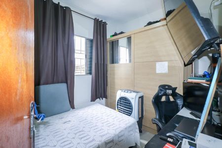 Casa à venda com 220m², 2 quartos e 1 vagaQuarto