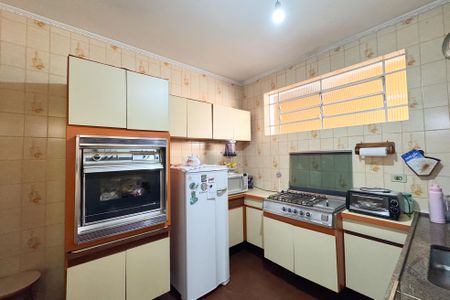 Casa à venda com 343m², 5 quartos e 4 vagasCozinha 
