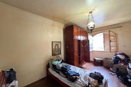 Casa à venda com 343m², 5 quartos e 4 vagasQuarto 2