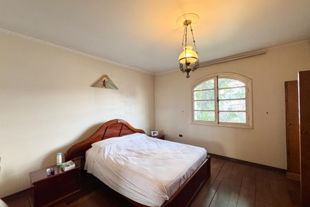 Casa à venda com 343m², 5 quartos e 4 vagasSuíte 