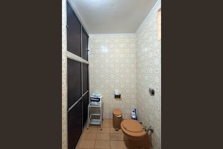 Casa à venda com 343m², 5 quartos e 4 vagasBanheiro Social 2
