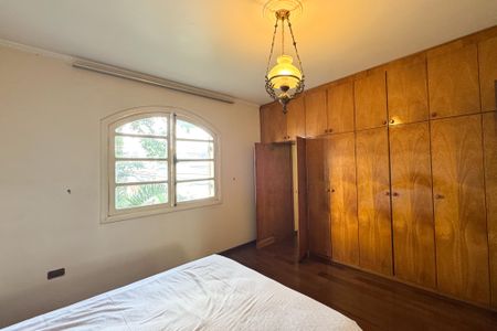 Casa à venda com 343m², 5 quartos e 4 vagasSuíte 