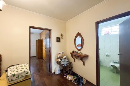 Casa à venda com 343m², 5 quartos e 4 vagasAcesso - Quartos 