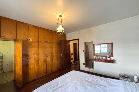 Casa à venda com 343m², 5 quartos e 4 vagasSuíte 