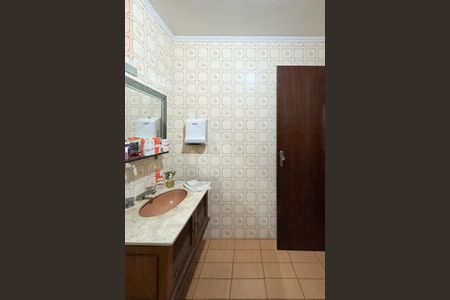 Casa à venda com 343m², 5 quartos e 4 vagasBanheiro Social 2