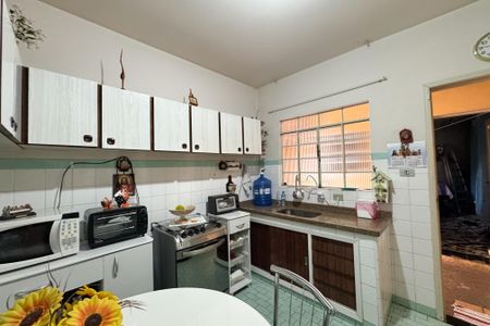 Casa à venda com 343m², 5 quartos e 4 vagasCozinha - Casa 2