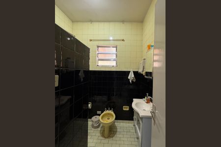 Casa à venda com 343m², 5 quartos e 4 vagasBanheiro Social - Casa 2