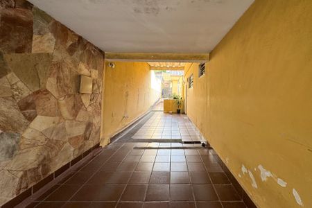 Casa à venda com 343m², 5 quartos e 4 vagasEntrada 