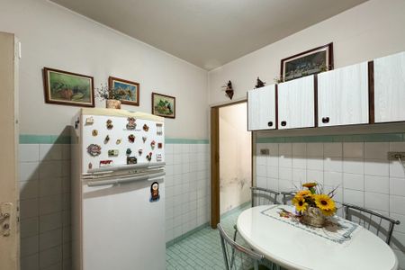 Casa à venda com 343m², 5 quartos e 4 vagasCozinha - Casa 2