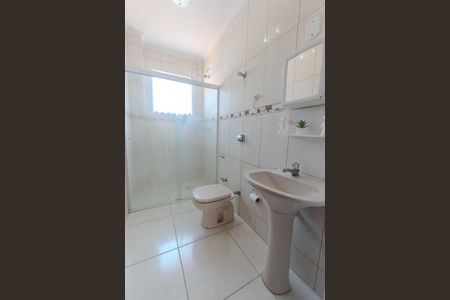 Apartamento para alugar com 70m², 2 quartos e sem vagaBanheiro