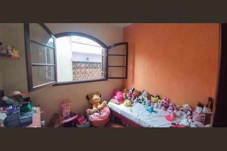 Casa à venda com 168m², 3 quartos e 2 vagasQuarto 2