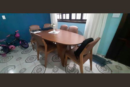 Casa à venda com 3 quartos, 168m² em Centro, Osasco