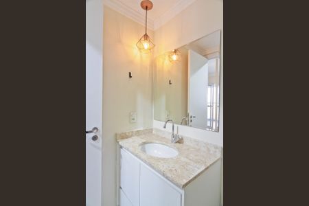 Apartamento à venda com 60m², 2 quartos e 1 vaga Apartamento à venda com 60m², 2 quartos e 1 vagaBanheiro