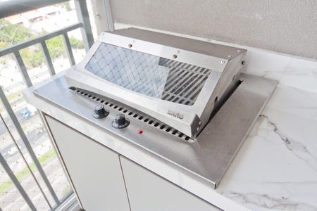 Apartamento à venda com 60m², 2 quartos e 1 vaga Apartamento à venda com 60m², 2 quartos e 1 vagaVaranda