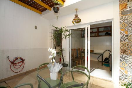 Casa à venda com 180m², 3 quartos e 1 vagaQuintal