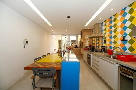 Casa à venda com 180m², 3 quartos e 1 vagaCozinha