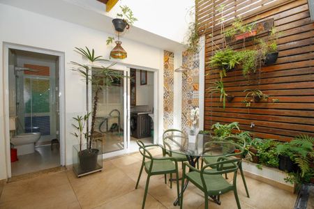 Casa à venda com 180m², 3 quartos e 1 vagaQuintal