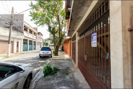 Casa para alugar com 100m², 2 quartos e sem vaga Casa para alugar com 100m², 2 quartos e sem vagaFachada