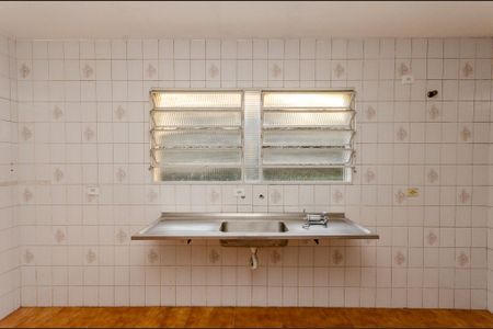 Casa para alugar com 100m², 2 quartos e sem vaga Casa para alugar com 100m², 2 quartos e sem vagaCozinha 1