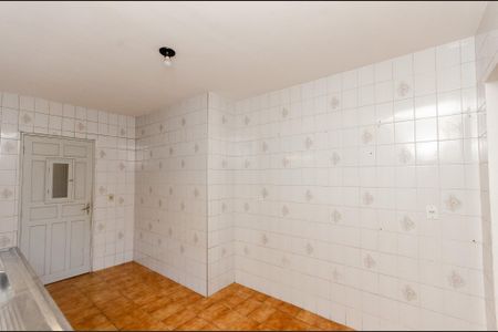 Casa para alugar com 100m², 2 quartos e sem vaga Casa para alugar com 100m², 2 quartos e sem vagaCozinha 1
