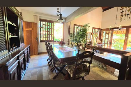 Casa à venda com 5 quartos, 1400m² em Várzea, Lagoa Santa