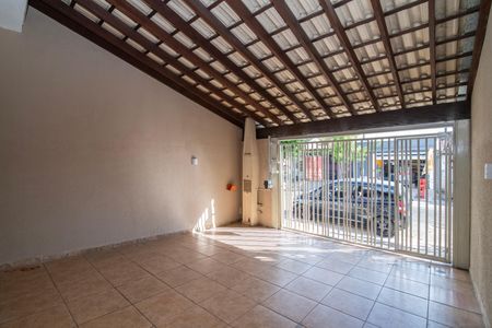 Casa para alugar com 72m², 2 quartos e 2 vagas Casa para alugar com 72m², 2 quartos e 2 vagasGaragem