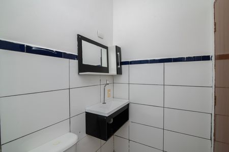 Casa para alugar com 72m², 2 quartos e 2 vagas Casa para alugar com 72m², 2 quartos e 2 vagasBanheiro do Quarto 2 Suíte