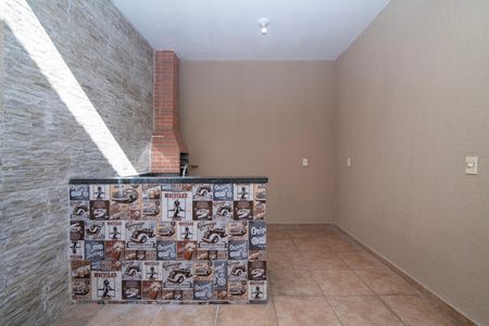 Casa para alugar com 72m², 2 quartos e 2 vagas Casa para alugar com 72m², 2 quartos e 2 vagasChurrasqueira