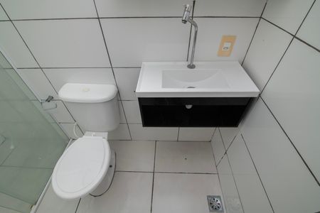 Casa para alugar com 72m², 2 quartos e 2 vagas Casa para alugar com 72m², 2 quartos e 2 vagasBanheiro do Quarto 2 Suíte