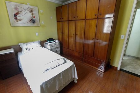 Apartamento à venda com 112m², 3 quartos e 2 vagasQuarto 2 - Armários