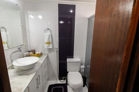Apartamento à venda com 112m², 3 quartos e 2 vagasBanheiro da Suíte