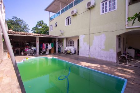 Casa para alugar com 350m², 3 quartos e 3 vagasQuintal