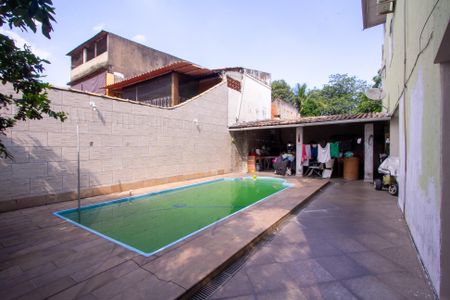 Casa para alugar com 350m², 3 quartos e 3 vagasQuintal