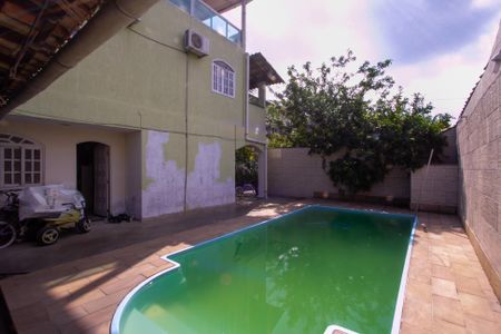 Casa para alugar com 350m², 3 quartos e 3 vagasQuintal