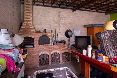 Casa para alugar com 350m², 3 quartos e 3 vagasQuintal