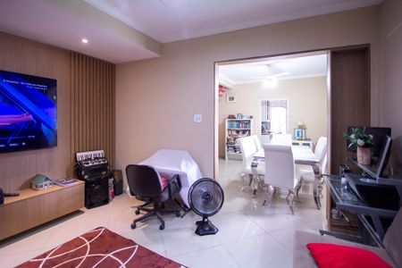 Sala de casa para alugar com 3 quartos, 350m² em Jardim Catarina, São Gonçalo