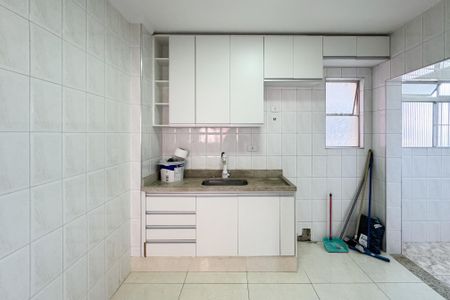 Apartamento à venda com 75m², 2 quartos e 1 vagaCozinha 